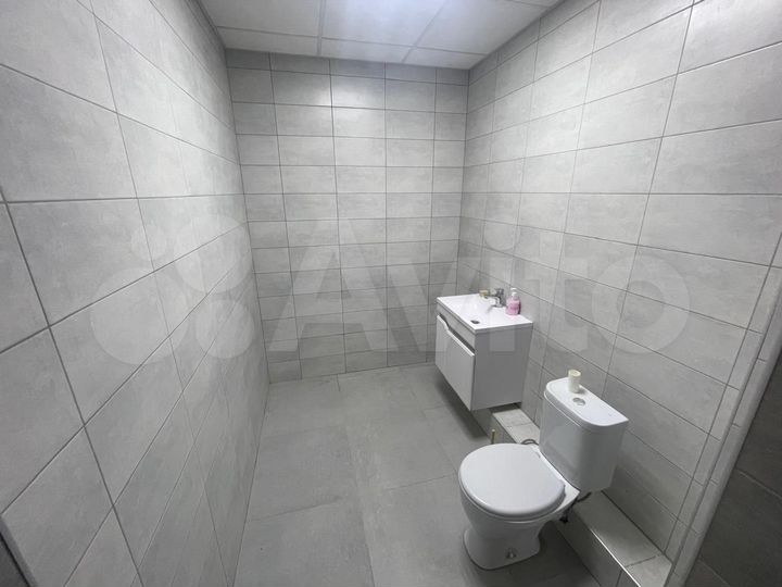 3-к. квартира, 92 м², 16/19 эт.