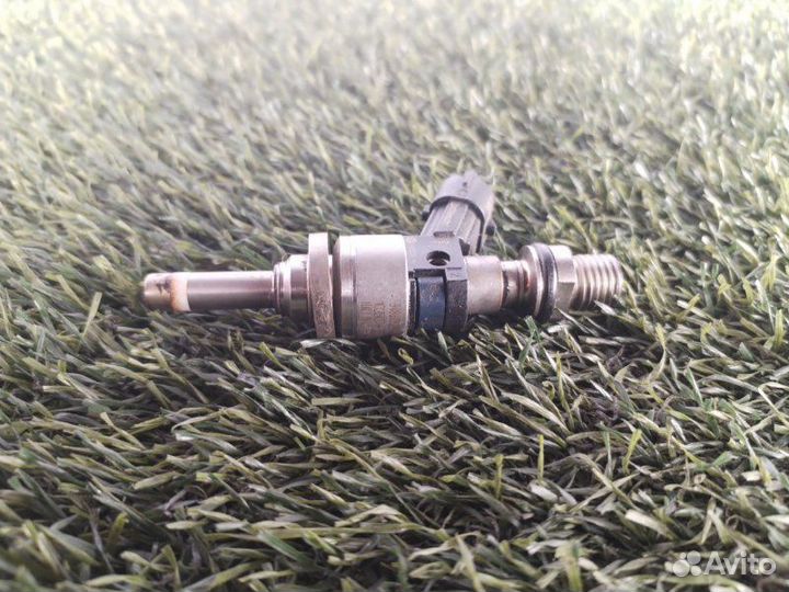 Форсунка топливная Porsche Cayenne 957 M48.01 2009