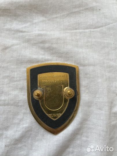 Значок porsche оригинал