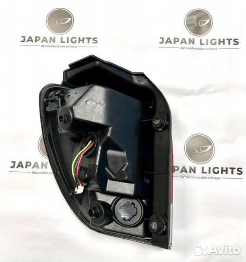 Стоп сигналы диодные задний Toyota Harrier/Lexus