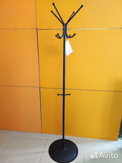 Вешалка для одежды напольная