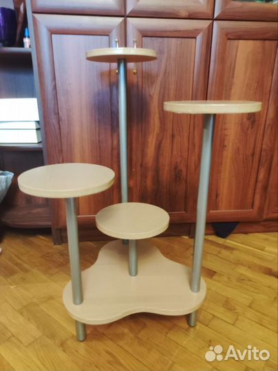 Подставка под цветы