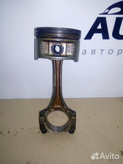 Шатун поршень Toyota 2SZ-FE