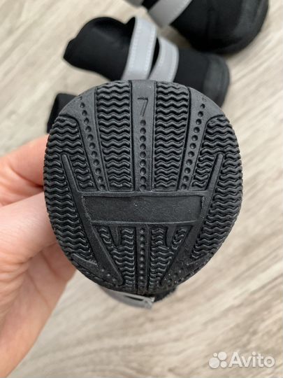 Обувь для средних собак