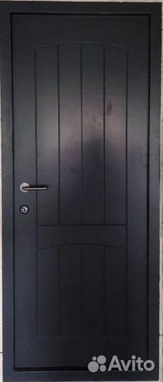 Дверь входная тёплая из массива в финском стиле.М7