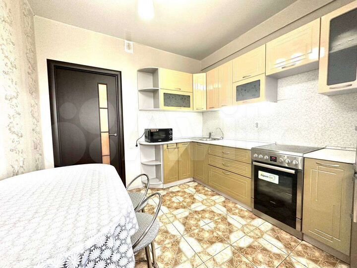 1-к. квартира, 42 м², 12/15 эт.