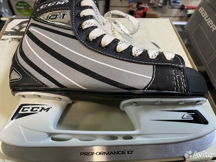 Коньки хоккейные Bauer CCM Graf