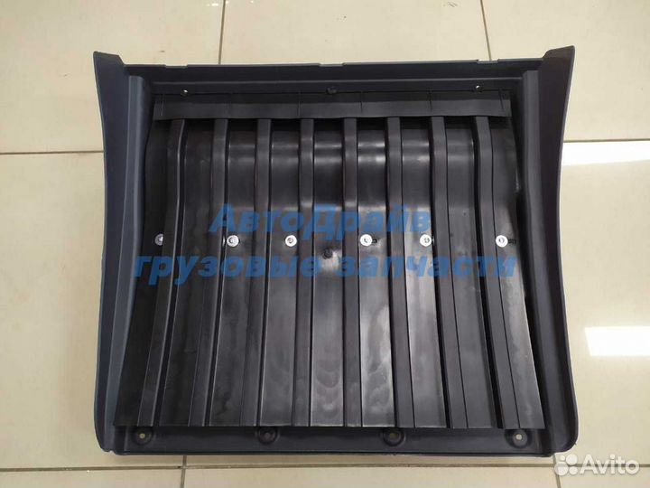 Крыло заднее Mercedes Actros MP1 задняя часть прав