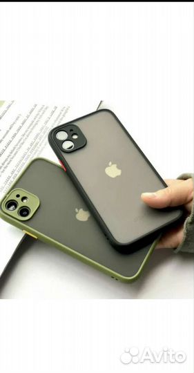 Чехол на iPhone 11