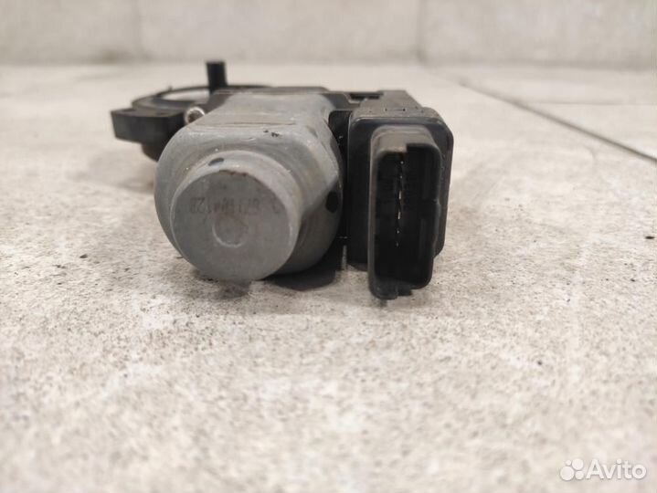 Моторчик стеклоподъемника Kia Ceed 2 JD 2012-2018