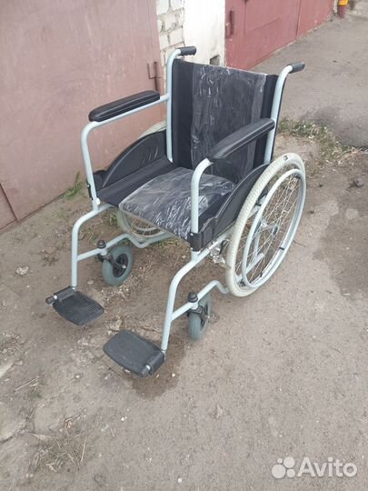 Инвалидная коляска складная бу