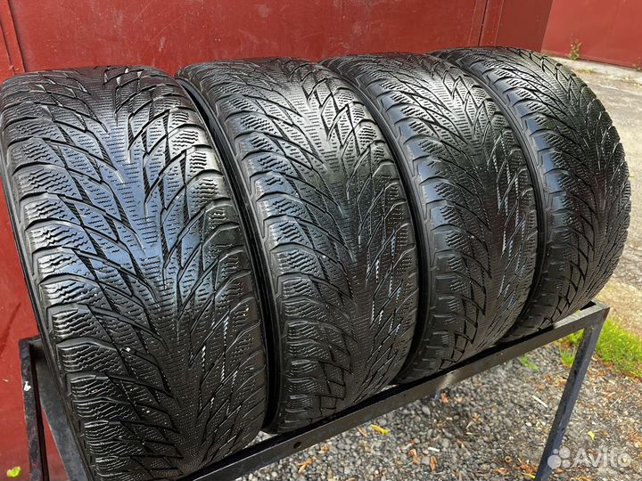 Nokian Tyres Hakkapeliitta R2 225/50 R17 98R