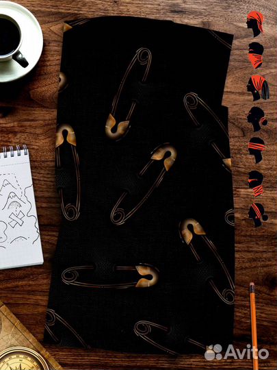 Бандана-бафф с булавками на голову и шею