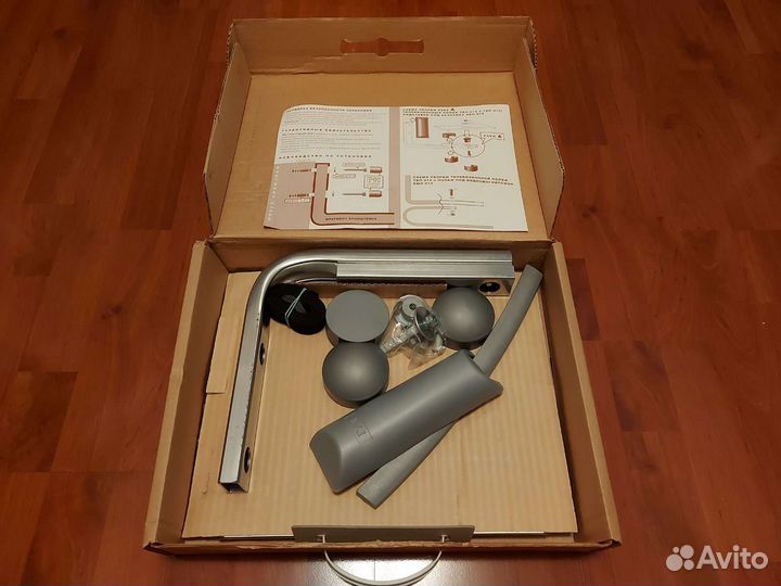 Кронштейн под телевизор новый