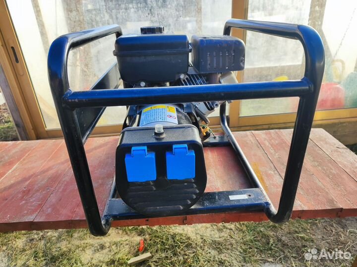 Генератор бензиновый Hitachi E24SB