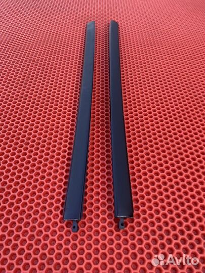 Средние молдинги крыши Mitsubishi Carisma