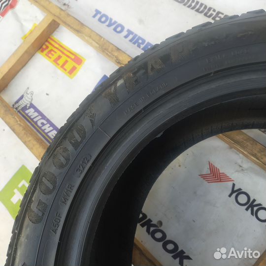 Goodyear Ultragrip Ice Arctic 205/55 R16