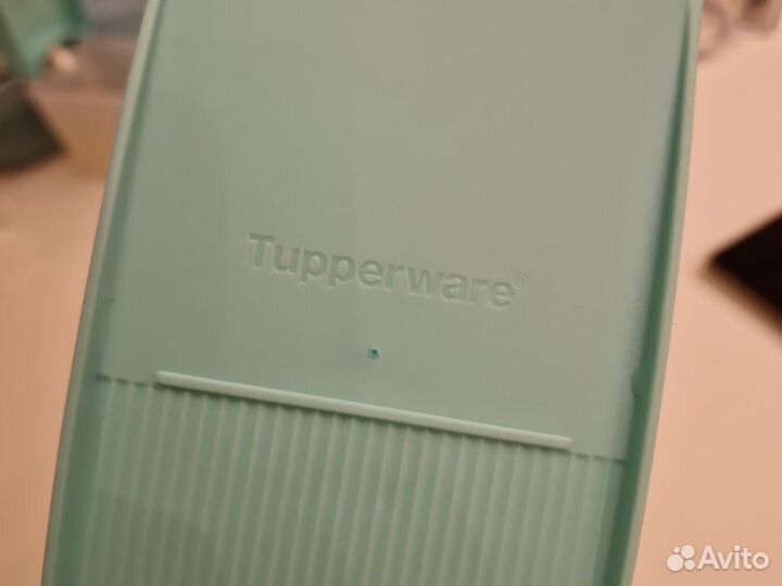 Контейнер 2,2л. Tupperware