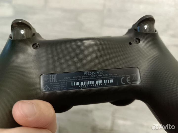 Геймпад sony dualshock 4 v2 cuh zct2e