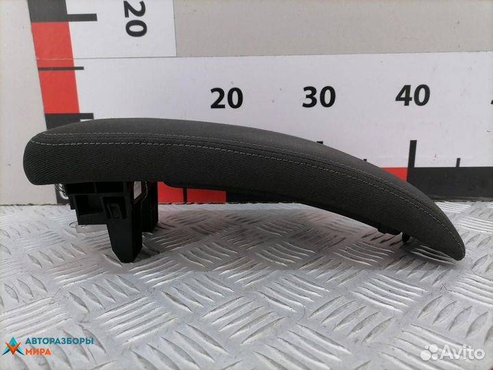 Подлокотник Renault Megane 2 рест. 2009