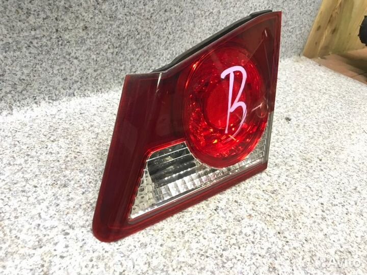 Фонарь правый Honda Civic 4D 2007