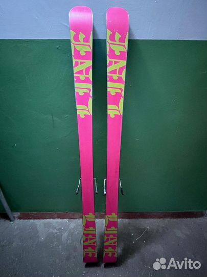 Горные лыжи line invader