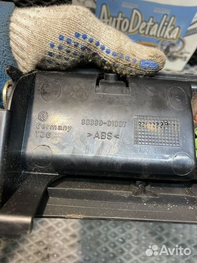 Пепельница передняя Volkswagen Passat B5