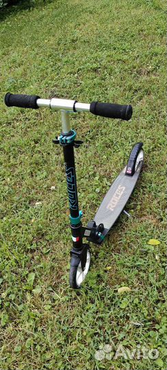 Самокат Roces