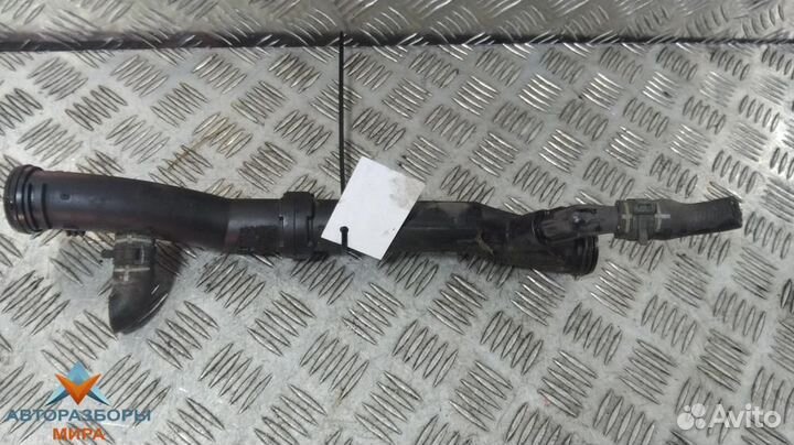 Патрубок (трубопровод, шланг) Volkswagen Golf Plus