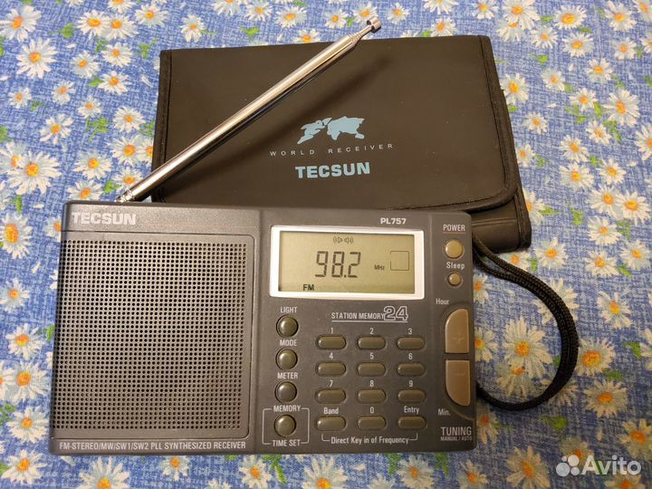 Радиоприемник Tecsun PL-757 цифровой