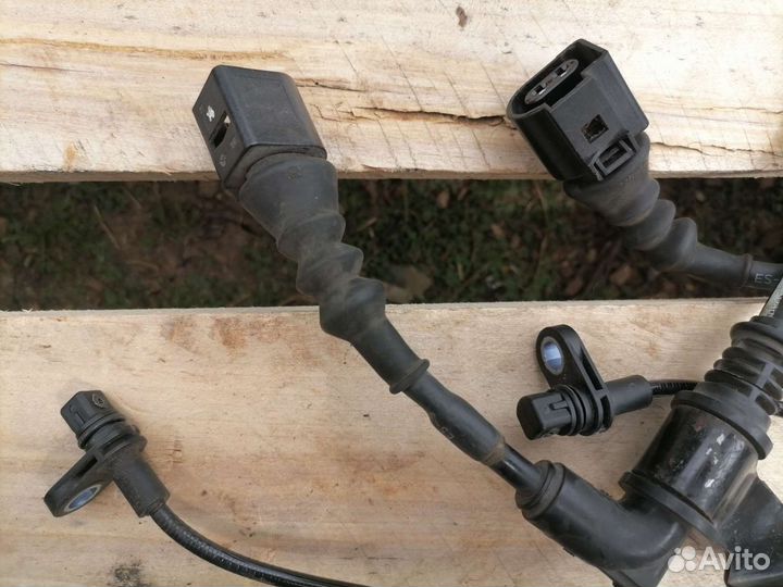 Датчик ABS (электро ручник) мазда CX-5 2wd