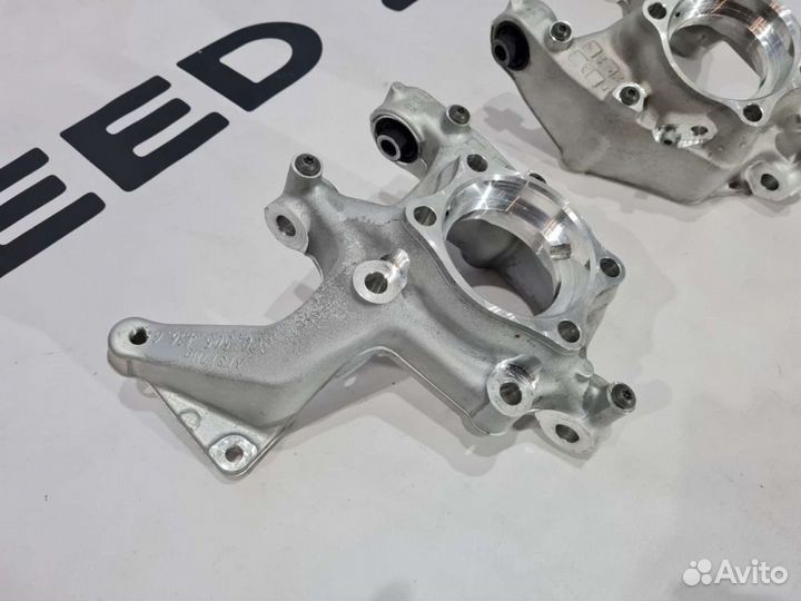 Кулак поворотный задний Volkswagen Tiguan 1