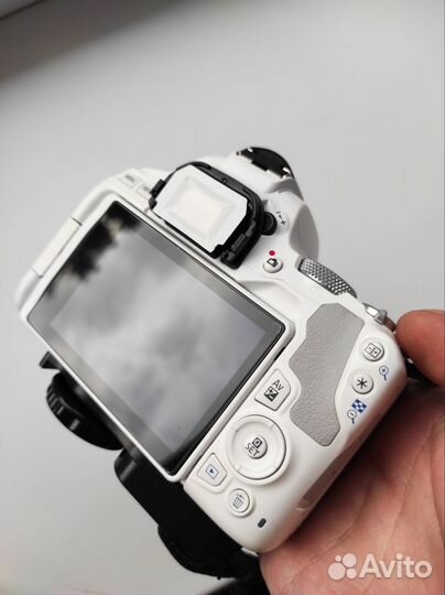 Canon eos 250d kit 18 55mm is stm (Комплект)