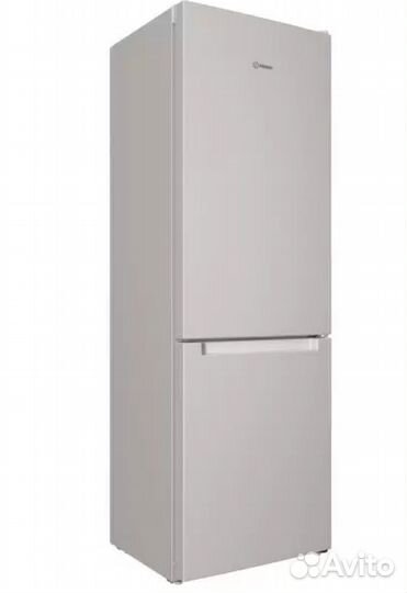 Холодильник Indesit ITS 4180 W белый