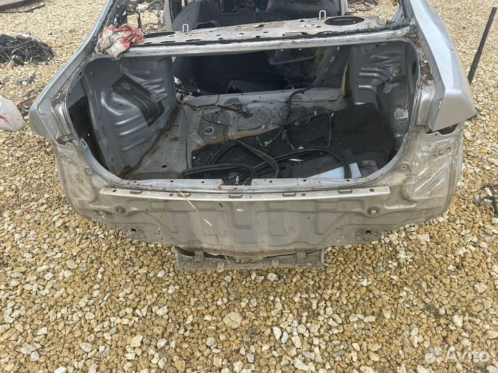 Задняя панель с ванной honda accord 7