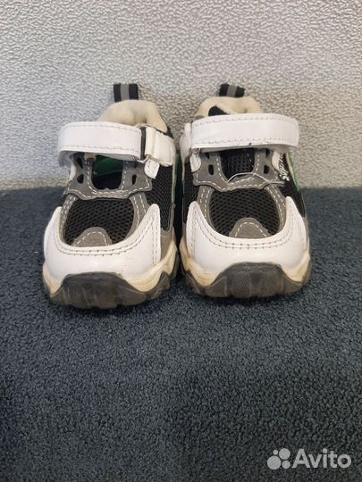 Кроссовки детские 17 размер