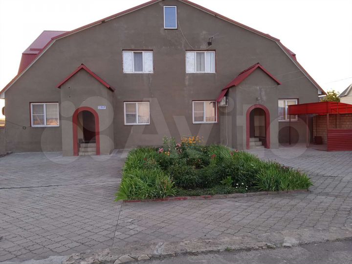 Дом 300 м² на участке 20 сот.