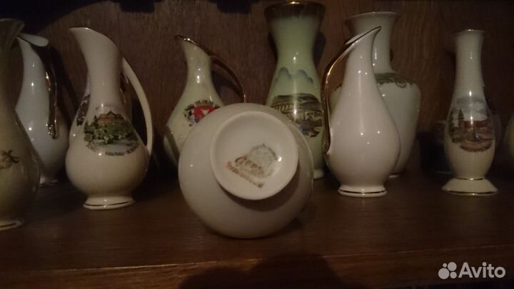 Коллекция фарфоровых кувшинчиков 35 шт