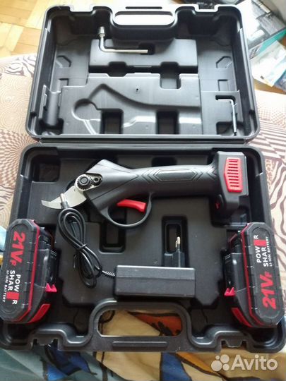 Аренда веткоизмельчителя (щепорез, Мульчер)