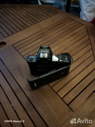 Пленочный зеркальный фотоаппарат