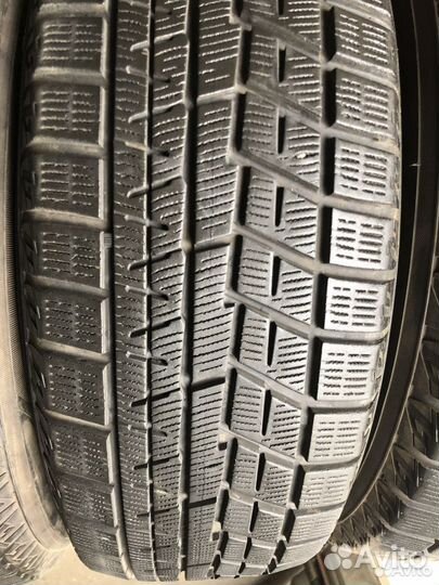 Yokohama Ice Guard IG60 215/60 R16