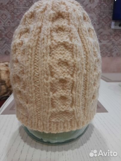 Шапка женская вязаная