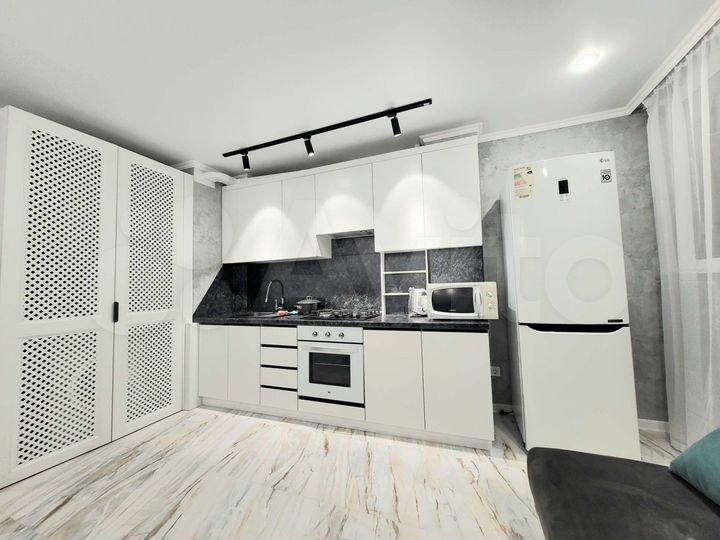 1-к. квартира, 42 м², 4/13 эт.