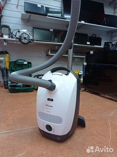 Пылесос Miele sbad0 (Тб74)