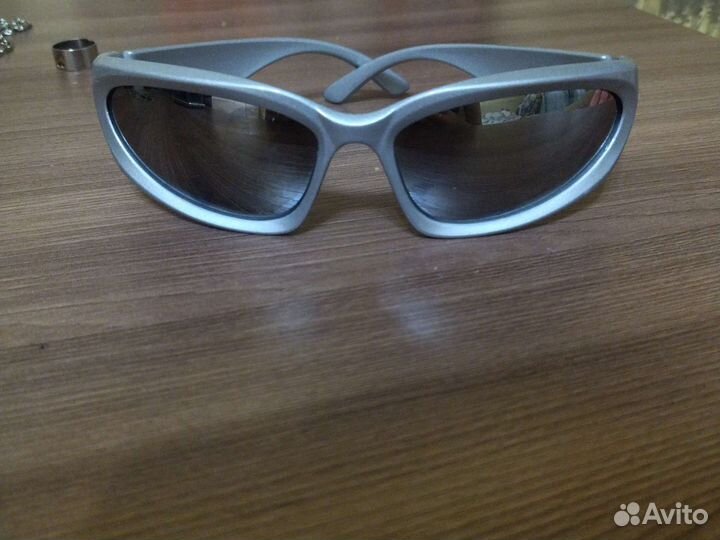 Солнцезащитные очки унисекс