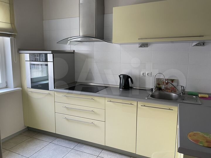 3-к. квартира, 107 м², 5/10 эт.