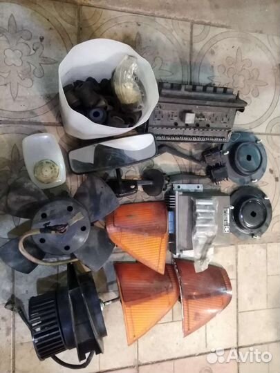 Запчасти Москвич 2141 найдётся все