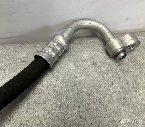 Трубка кондиционера Mercedes-Benz C180 W204