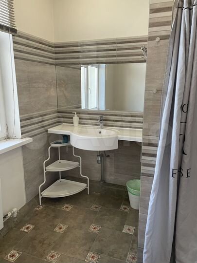 Коттедж 220 м² на участке 6 сот.