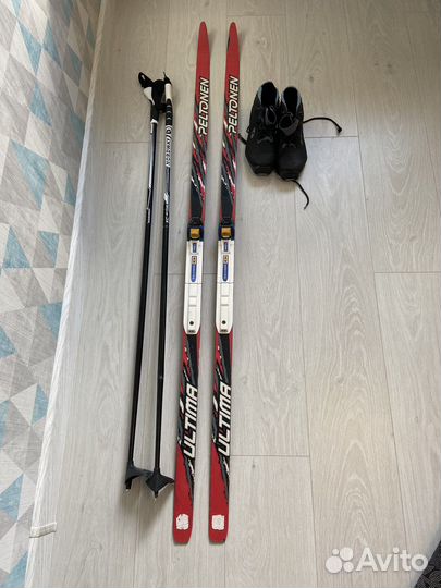 Беговые лыжи